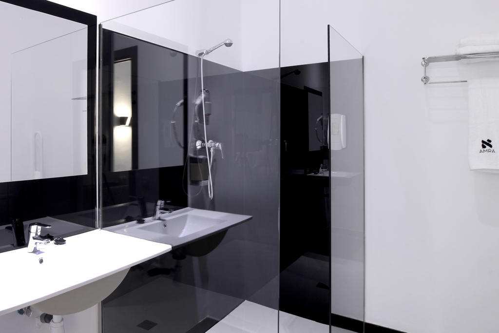 Amra Barcelona Caspe Hotel Room photo